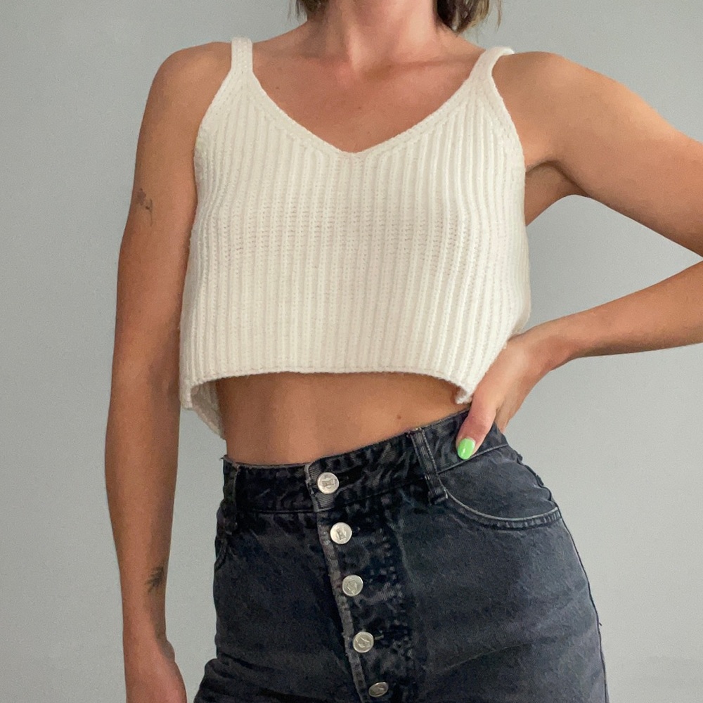 vintage white knit top